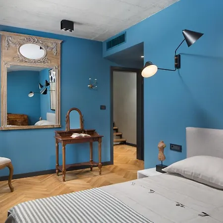Villa Luxury Covri With Pool And Grill In Novigrad *