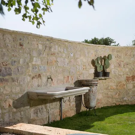 Luxury Covri With Pool And Grill In Novigrad فيلة *